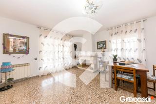 Chalet in Segur de Calafell Nucli Urbà. Casa exclusiva con piscina
