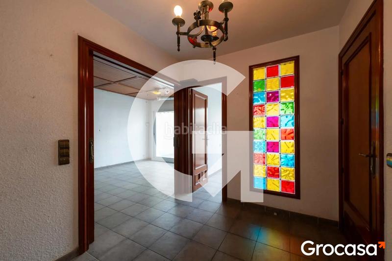 Foto f0de0b9a-b7e8-41c8-bc89-0d0d32ba891b. Casa  con 3 terrazas en Cerdanyola Nord Mataró