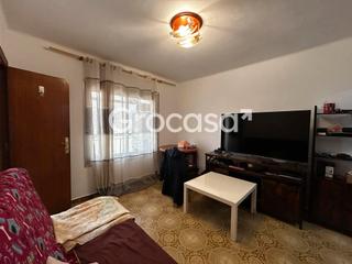 Piso en Cerdanyola Sud. Piso de 3 habitaciones para entrar a vivir