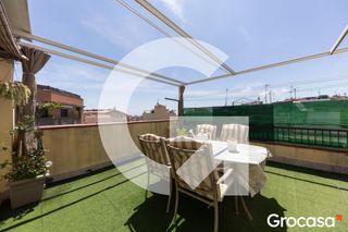 Casa  Cl tarragona. Casa con terraza y parking