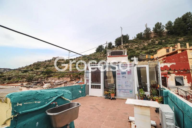 Foto f7773502-21c6-4dea-bd6c-eac2efbab195. Casa planta baja independiente o en Centro-El Castillo Sagunt