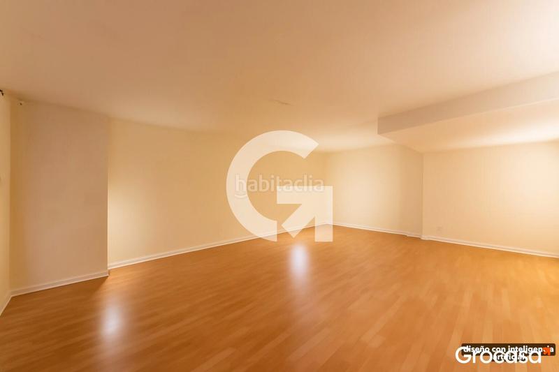 Foto 0a7de18a-eeed-429f-bad6-080b84c2a941. Local comercial oportunidad en Collblanc en Collblanc Hospitalet de Llobregat (L´)