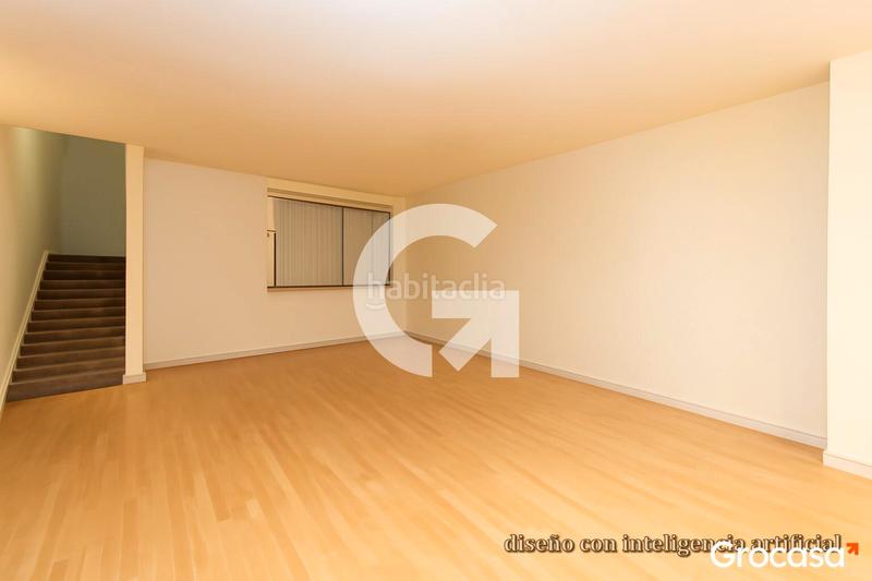 Foto e56224d9-b47f-4e53-bede-b33722bc8671. Local comercial oportunidad en Collblanc en Collblanc Hospitalet de Llobregat (L´)