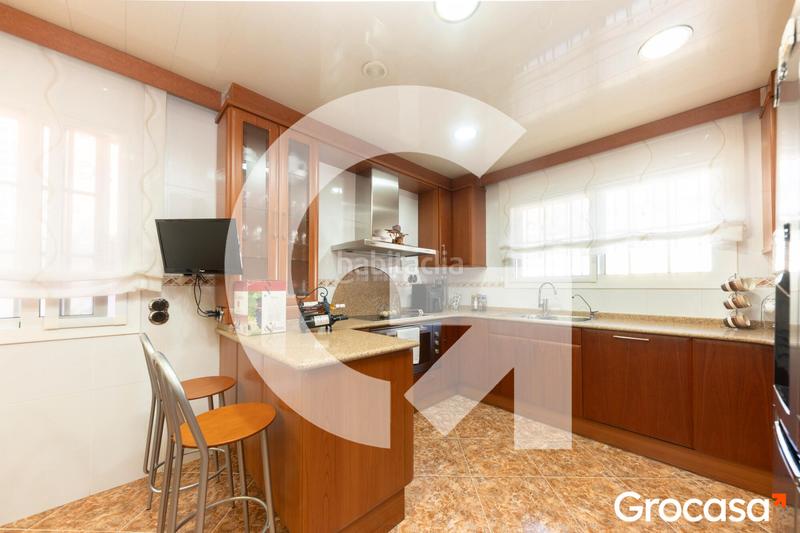 Foto 3fedffe3-ccc9-4d86-a3ec-0417b72c0f7c. Casa amb aparcament piscina a Torrent Ballester Viladecans