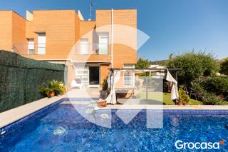 Maison  Av antoni gaudi. Espectacular casa con piscina y jardín!