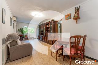 Flat  Cl anoia. Tu nuevo hogar luminoso y accesible en el corazón de cornellà te