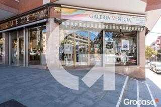 Business premise in Cr esplugues. Local en plena carretera de esplugues