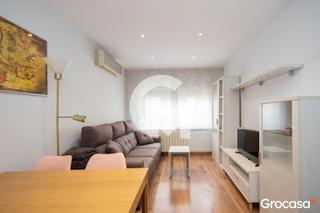 Appartement  Cl salamanca. Piso reformado con doble balcon en centro