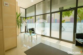 Büro  Cl sant fructuos. Exclusivo local  en  venta santsmontjuïc  local polivalente de 1