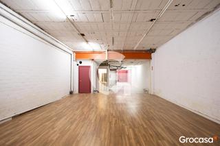 Local Comercial a Sanfeliu. Local de 168 m, viable para vivienda