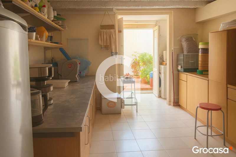 Foto 135a2ba5-06dd-4208-92ec-7ddb6186aecc. Local comercial a Hostafrancs Barcelona