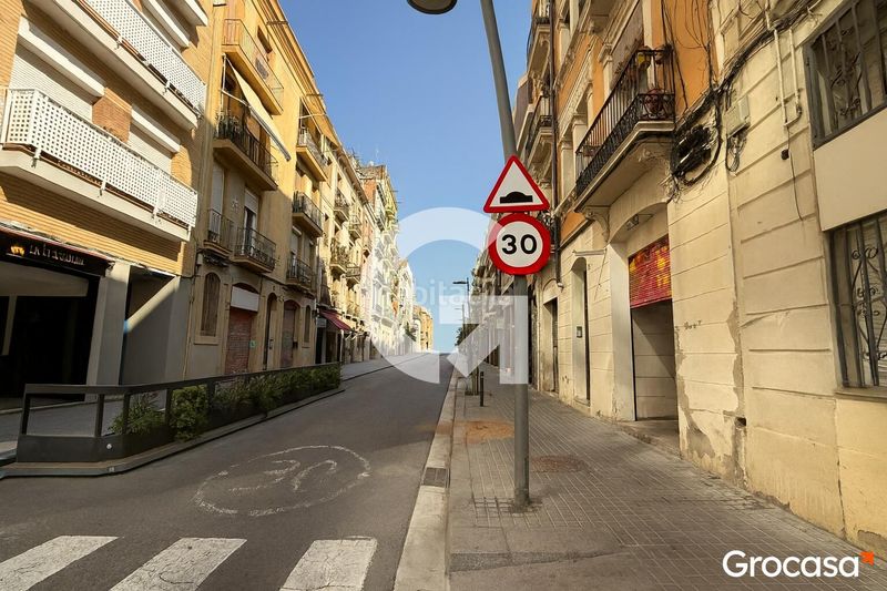 Foto 8900f635-50aa-4146-9c13-f36798b4be46. Local comercial a Hostafrancs Barcelona