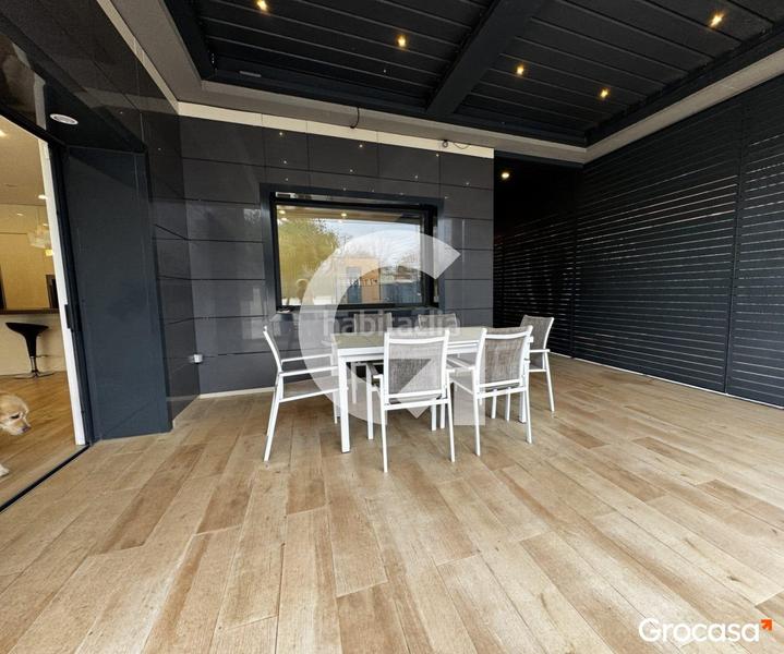 Foto ee8aa813-ac9f-48f7-8f2c-63d5fe14e8f2. Casa chalet en centro en Santa Maria-l´Eixample-Sud Sumella Cubelles