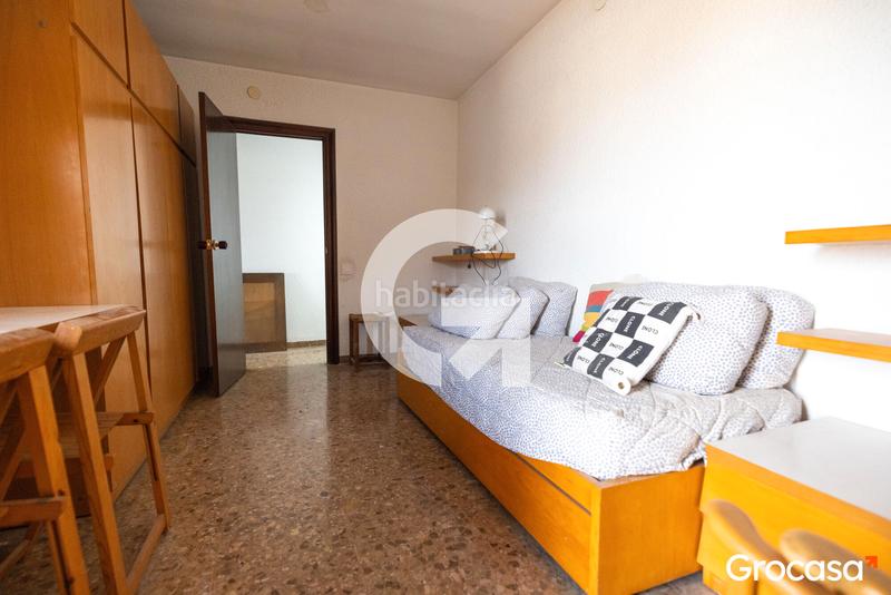 Foto 2940d34a-0fa1-40fc-818f-fb5a2d873c79. Piso  con hermosas vistas en zona universitat! en Lleida