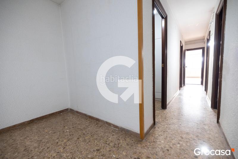 Foto 6cb1fdde-b037-42c3-82c1-a8c974bd82f3. Piso  con hermosas vistas en zona universitat! en Lleida