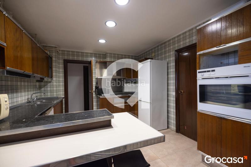 Foto ea5b7cbb-7ffd-4c8e-aaac-1dfce7eb3203. Piso  con hermosas vistas en zona universitat! en Lleida
