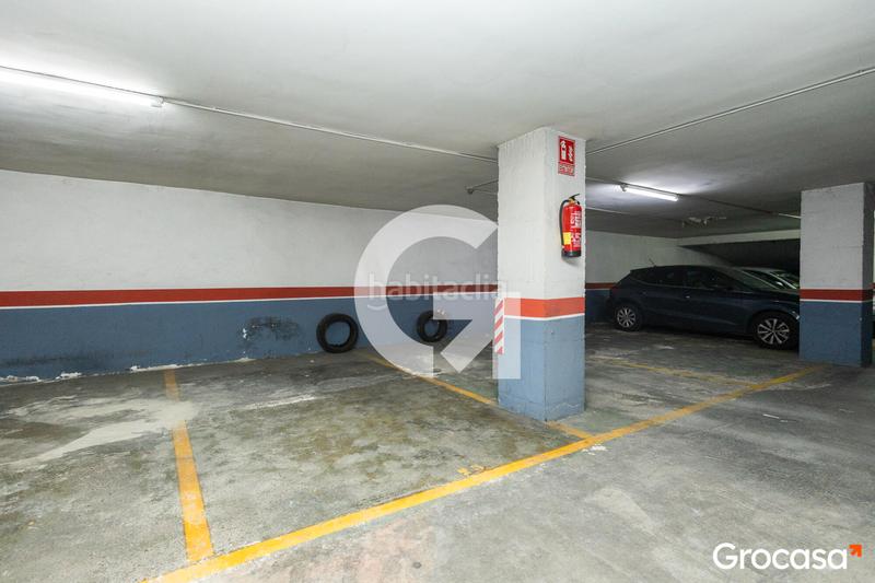 Foto 5293a864-8e5d-4f82-bd0c-39186419f44d. Piso amplio piso en les corts con doble orientación en Barcelona