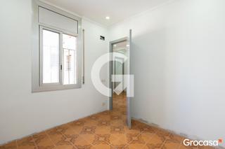 Piso en Pubilla Cases. Piso 100 m con terraza 5 habitaciones