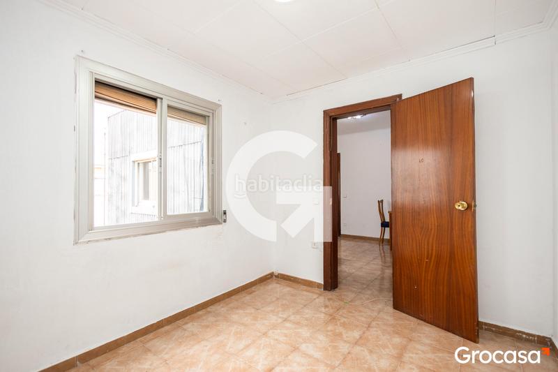 Foto 5fb73b01-4391-477a-b6cb-cfa087d0f743. Piso sobre atico sin ascensor Pubilla Cases 64m en Hospitalet de Llobregat (L´)