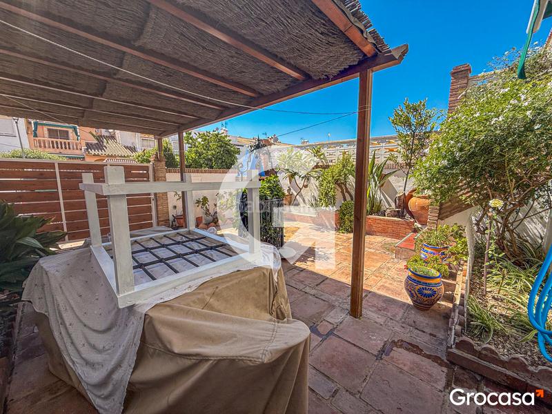 Foto 83df5fd7-9b34-4cfd-8813-ea15401d3231. Reihenhaus mit parking in El Tomillar Torre del Mar