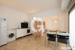 Studio  Cl amadeu vives d'. Loft de 49m exterior reformado en calle amadeo vives .