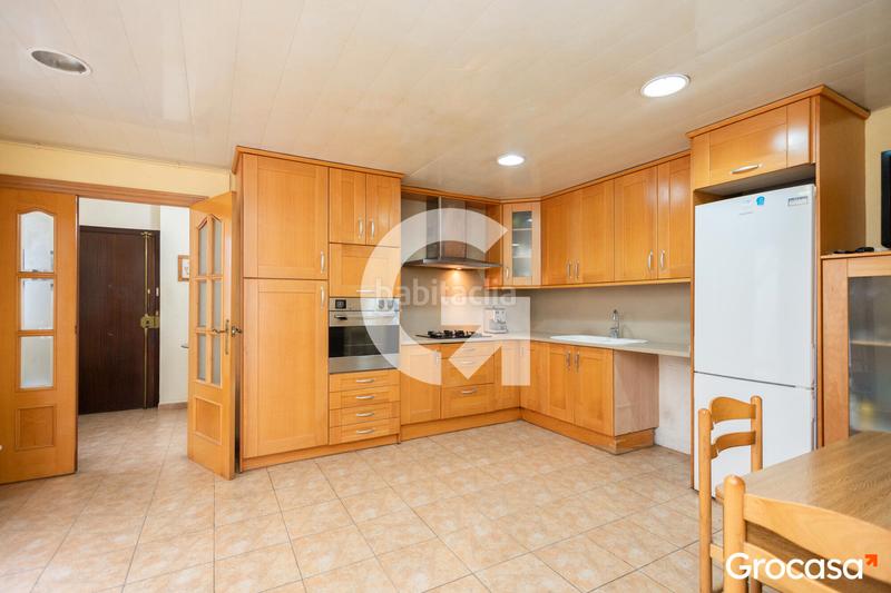 Foto 5edabecf-2527-40e8-b265-75ee458449ed. Piso  amplio y luminoso. en Centre Castelldefels