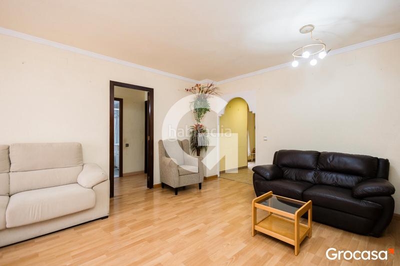 Foto ad7be28e-3a4c-49c1-8d6c-12c25ab5093c. Piso  amplio y luminoso. en Centre Castelldefels