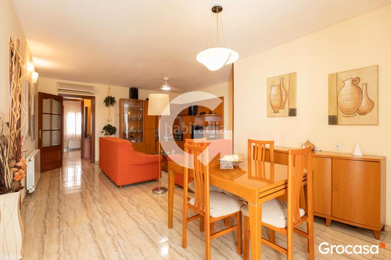 Foto efce2a4a-a971-40b4-8306-a974a06adfb5. Piso luminoso piso exterior en Vinyets-Molí Vell Sant Boi de Llobregat