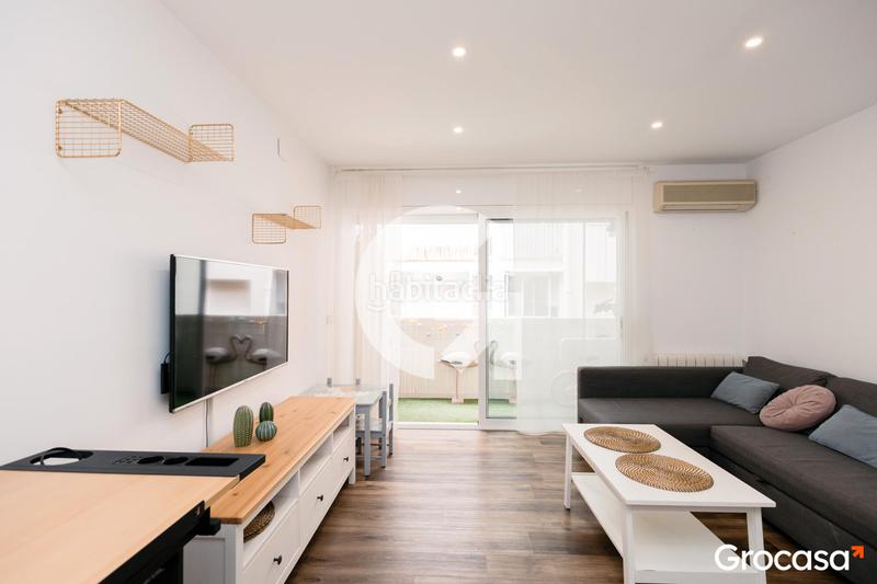 Foto 3fdea91d-6e89-43a7-8a80-e08fe39f1395. Piso vivienda reformada en el prat en Centre Prat de Llobregat (El)