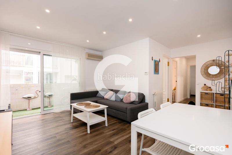 Foto e948fe54-128c-4fb1-9bde-9375f07d5db7. Piso vivienda reformada en el prat en Centre Prat de Llobregat (El)