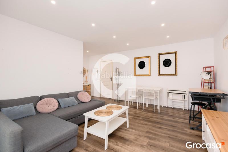 Foto fd9ddb3c-4c0a-474b-aef3-d8dfcc27645a. Piso vivienda reformada en el prat en Centre Prat de Llobregat (El)