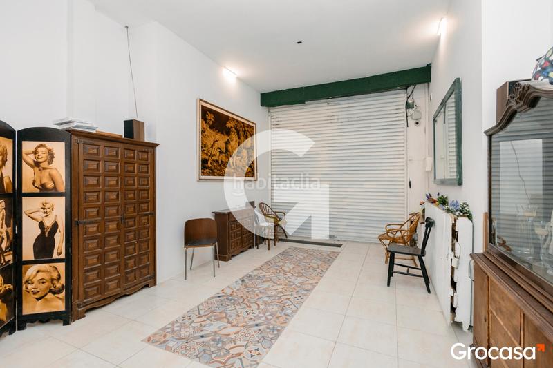 Foto 011c2940-a64c-43b6-a69b-74b052d17735. Local comercial planta baja estilo duplex 270m . en Barcelona