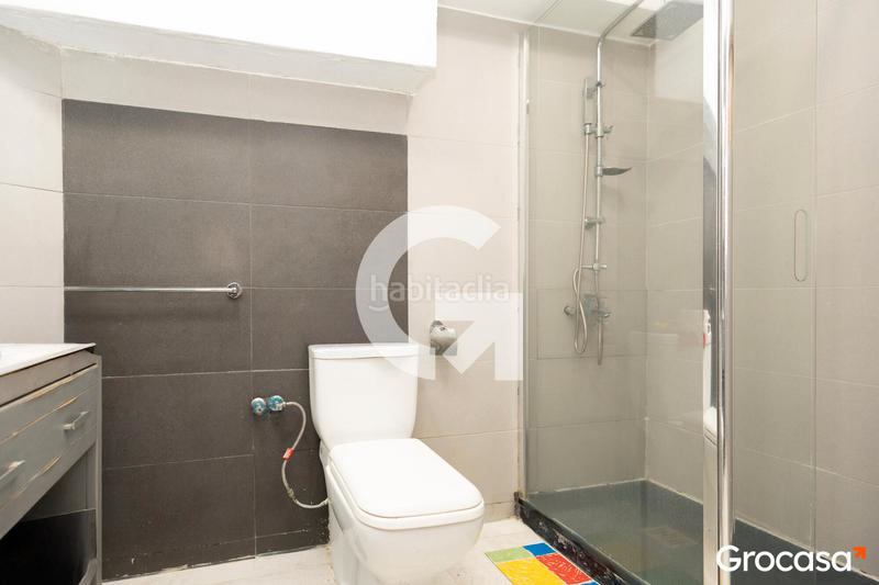 Foto 1445ae1a-9391-4187-be8f-7ecfc939da27. Local comercial planta baja estilo duplex 270m . en Barcelona