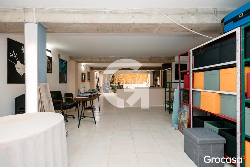 Foto 927f5ac1-556b-46a2-b126-d9bcc627e0fa. Local comercial planta baja estilo duplex 270m . en Barcelona