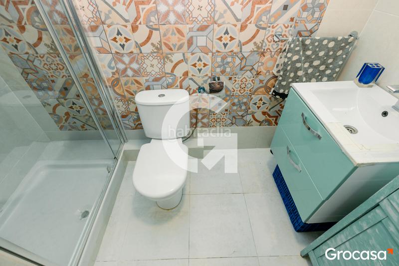 Foto cc7d29f4-5a13-4f8f-8364-ab915afe809f. Local comercial planta baja estilo duplex 270m . en Barcelona