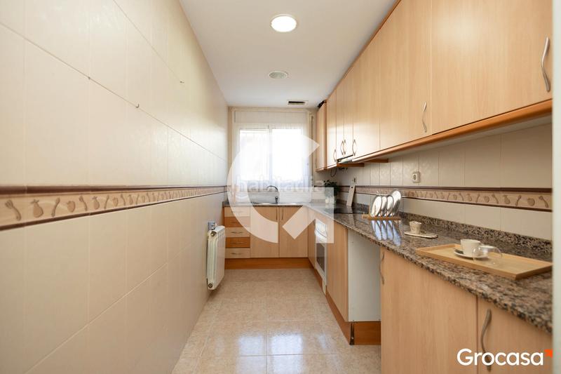 Foto 050a3267-c25b-436b-9b93-4a5a45c50e76. Piso  semi nuevo con terraza y barbacoa en Segur de Calafell nucli urbà Segur de Calafell