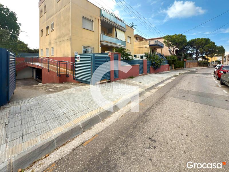Foto 14a16ca8-007b-4d0f-b30c-424e8fd72028. Piso  semi nuevo con terraza y barbacoa en Segur de Calafell nucli urbà Segur de Calafell