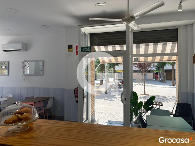 Foto a43bdc46-a591-4911-8136-4aaff529030e. Locale commerciale in El Gornal Hospitalet de Llobregat (L´)