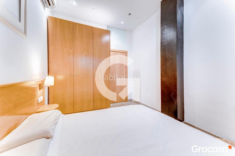 Foto 1de064b0-5e65-4237-bfc5-a69cd2e45e01. Erdgeschoss in Barri de les Corts Barcelona