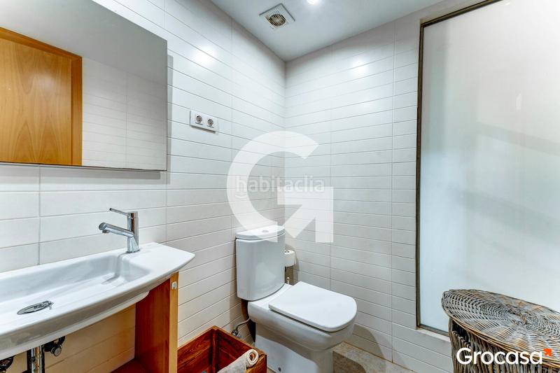 Foto 64d2264b-0587-4da8-9e47-b42c5e29ae56. Erdgeschoss in Barri de les Corts Barcelona