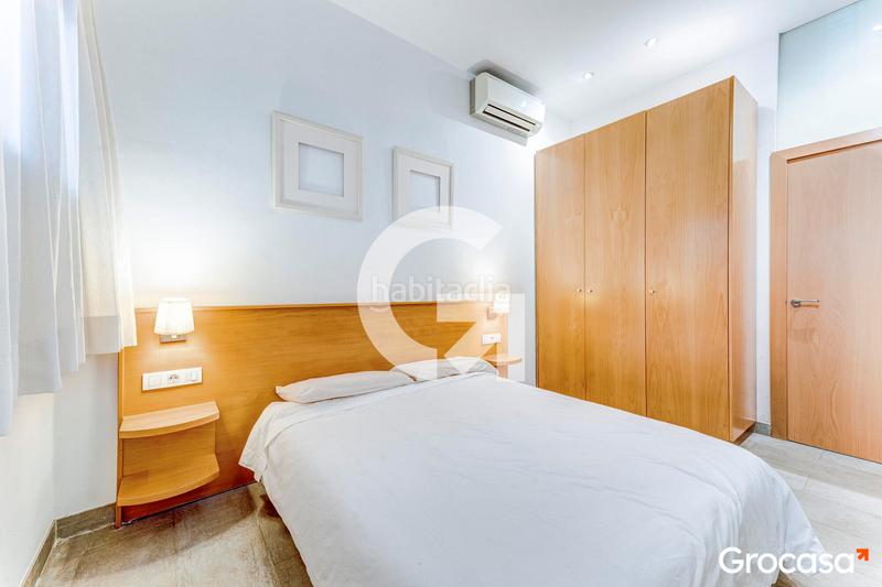 Foto 69825b04-70a7-4040-9797-dac05337d421. Erdgeschoss in Barri de les Corts Barcelona