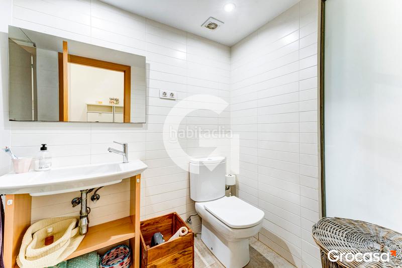 Foto 73f40c5f-d9fa-457e-9c76-6c7c4da1eaae. Erdgeschoss in Barri de les Corts Barcelona