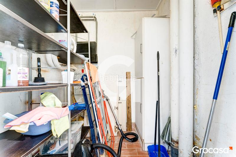 Foto d75a0d4d-144f-4619-a299-df06e9c94119. Erdgeschoss in Barri de les Corts Barcelona