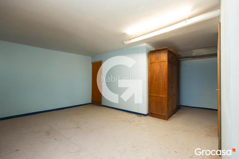 Foto ba65e7b6-1bd4-4fe1-aafc-a4d34d8f6731. Local comercial a Centre-Estació Gavà