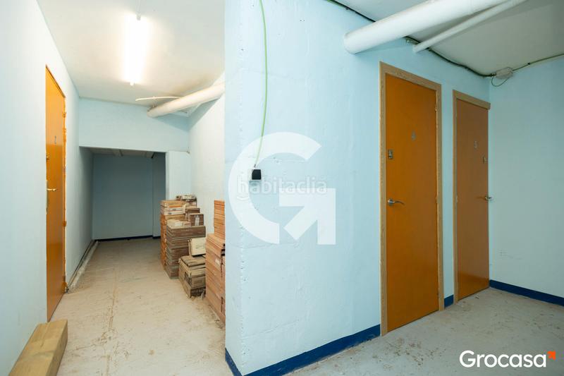 Foto ec03c086-1106-4e1d-a1f2-6423a8c823a6. Local comercial a Centre-Estació Gavà