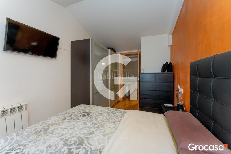 Foto 1a2b6b21-6dfb-43ec-956c-1fa5953740c5. Piso moderno dúplex en La Gavarra, listo para entrar a vivir! en Cornellà de Llobregat
