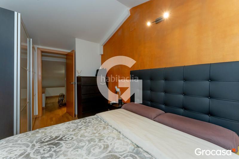 Foto 2891ca39-b39c-43d9-a16e-df65cc56ffdd. Piso moderno dúplex en La Gavarra, listo para entrar a vivir! en Cornellà de Llobregat