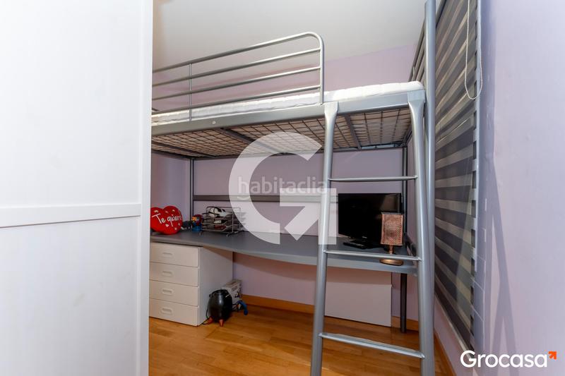 Foto 3698050b-eb0a-4194-a2d7-764f32395475. Piso moderno dúplex en La Gavarra, listo para entrar a vivir! en Cornellà de Llobregat