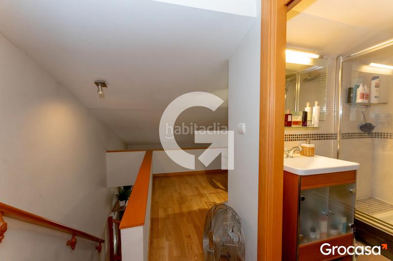 Foto 6022b120-509c-4d2d-9e2a-0b959b5491cb. Piso moderno dúplex en La Gavarra, listo para entrar a vivir! en Cornellà de Llobregat