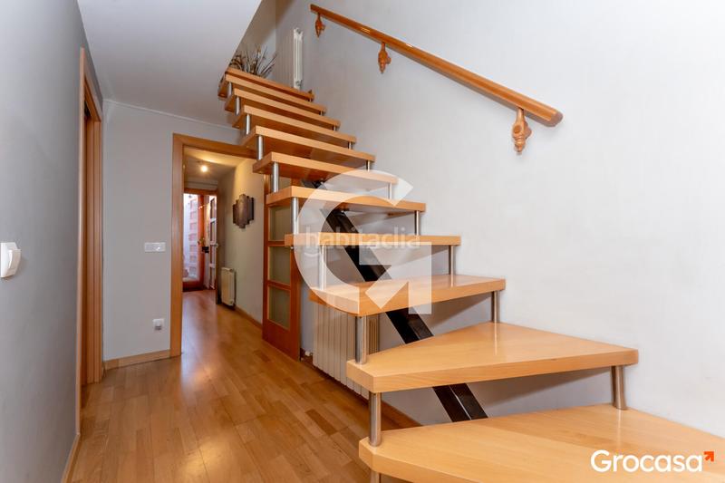 Foto d7cba04b-8591-420c-810e-df69f8620bb2. Piso moderno dúplex en La Gavarra, listo para entrar a vivir! en Cornellà de Llobregat